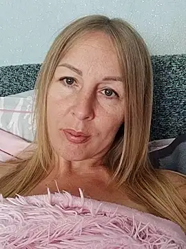 LunaSugarX online show from 09-18-25, 08:28