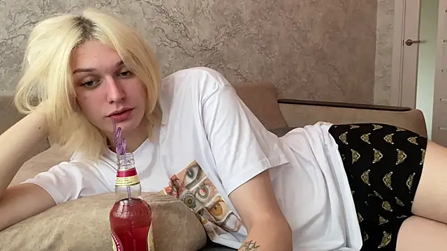 evelina228 online show from 10-02-25, 06:50