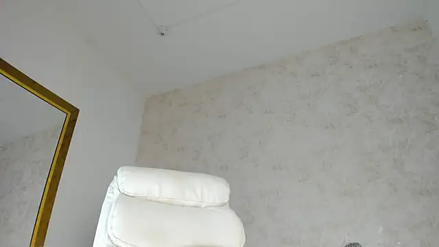 bonnie sm online show from 01-14-26, 08:01