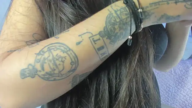 bonnie sm online show from 11-27-25, 07:03