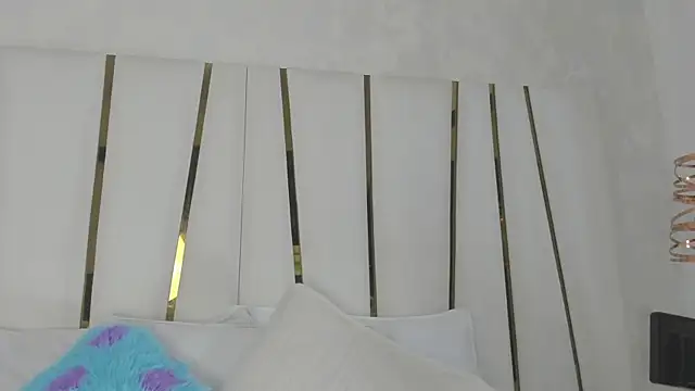 Snapshot of bonnie_sm chatting on 09-28-25, 07:10 bonnie sm online show from 09-28-25, 07:10