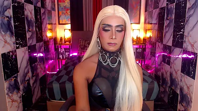 SeductiveAshleyTS online show from 11-06-25, 06:06