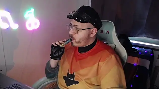 FabianKinky online show from 10-17-25, 08:28