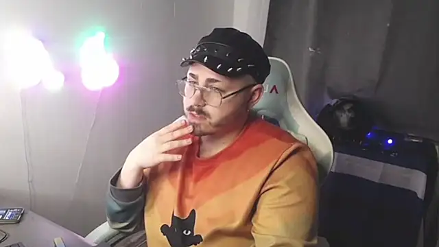 FabianKinky online show from 10-13-25, 04:19