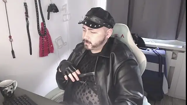 FabianKinky online show from 10-29-25, 09:41