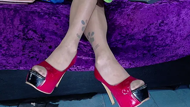 EvaSabath online show from 11-14-25, 05:05