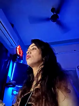 Love Beauty01 online show from 02-08-26, 07:00