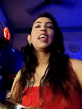 Love Beauty01 online show from 02-10-26, 06:51