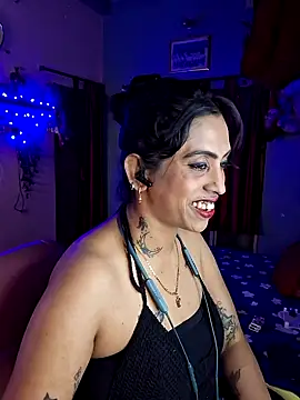 Love Beauty01 online show from 03-28-26, 06:53