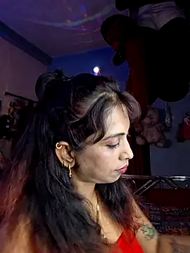 Love Beauty01 online show from 07-15-26, 06:48