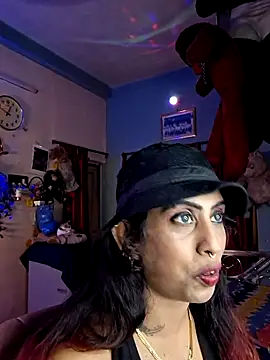 Love Beauty01 online show from 06-26-26, 06:58