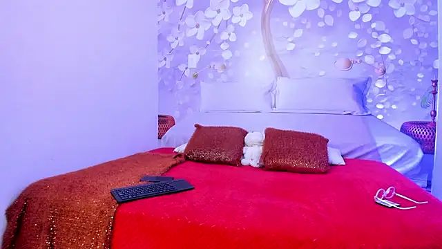 Snapshot of tammy_02_ chatting on 10-21-25, 12:59 tammy 02 online show from 10-21-25, 12:59