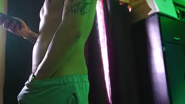 AlphaMasterXxx online show from 02-05-26, 01:29