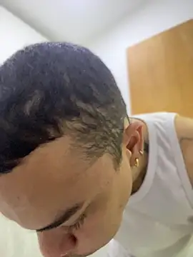 AlphaMasterXxx online show from 11-02-25, 10:31