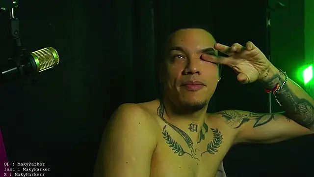 AlphaMasterXxx online show from 01-13-26, 11:41