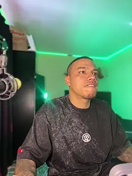 AlphaMasterXxx online show from 01-18-26, 06:11