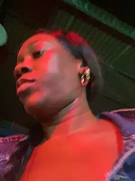 laflacaebony13 online show from 10-10-25, 12:00