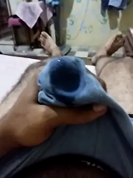 Snapshot of Sambox979 chatting on 11-07-25, 10:46 Sambox979 online show from 11-07-25, 10:46