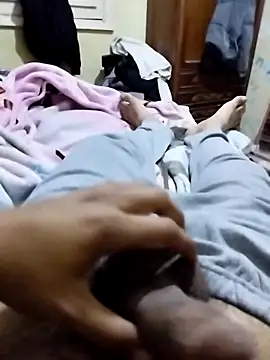 Snapshot of Sambox979 chatting on 02-03-26, 03:39 Sambox979 online show from 02-03-26, 03:39