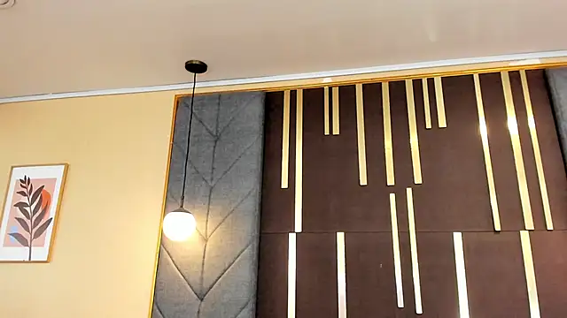 OliviGrace online show from 04-10-26, 08:27