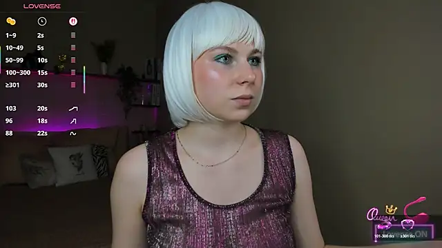 Snapshot of EvaCrosby chatting on 06-05-26, 02:34 EvaCrosby online show from 06-05-26, 02:34