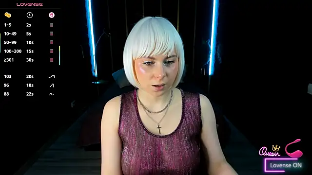 Snapshot of EvaCrosby chatting on 06-19-26, 08:09 EvaCrosby online show from 06-19-26, 08:09