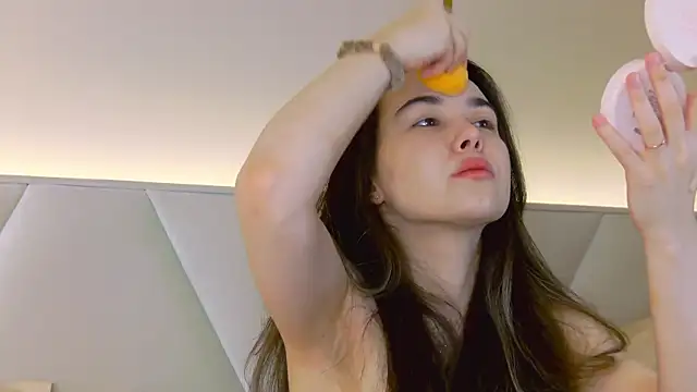 MiaMarlow online show from 11-07-25, 08:46