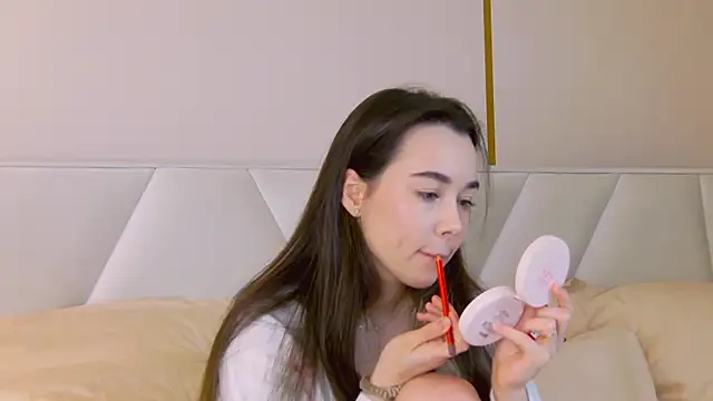 MiaMarlow online show from 11-15-25, 09:41