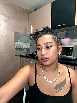 Snapshot of JaneetDeea chatting on 10-05-25, 10:22 JaneetDeea online show from 10-05-25, 10:22