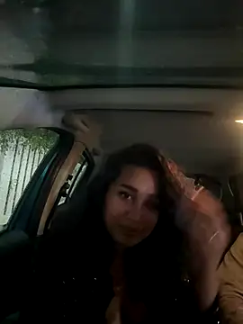 Snapshot of JaneetDeea chatting on 10-08-25, 09:37 JaneetDeea online show from 10-08-25, 09:37