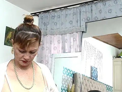 Victoriacoperino online show from 01-19-26, 03:05