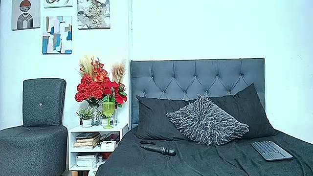 Victoriacoperino online show from 10-02-25, 02:20