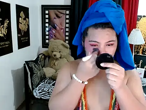TSbrianaHugeCock online show from 06-08-26, 01:44