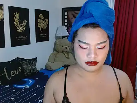 TSbrianaHugeCock online show from 11-14-25, 08:01