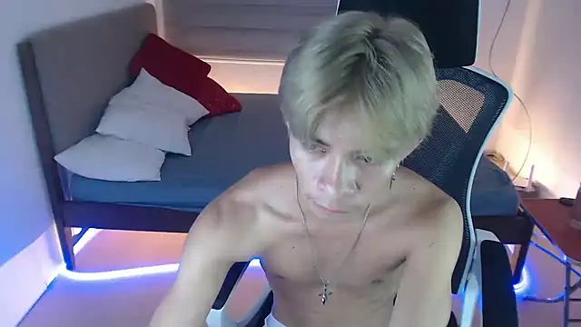 Snapshot of Sultry_Charls chatting on 09-12-25, 02:17 Sultry Charls online show from 09-12-25, 02:17