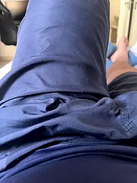 Snapshot of Novinho16cmz chatting on 10-06-25, 04:19 Novinho16cmz online show from 10-06-25, 04:19