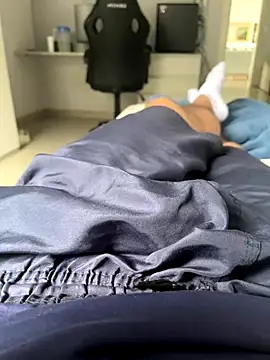 Snapshot of Novinho16cmz chatting on 10-10-25, 03:57 Novinho16cmz online show from 10-10-25, 03:57