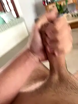 Snapshot of Novinho16cmz chatting on 10-30-25, 04:04 Novinho16cmz online show from 10-30-25, 04:04