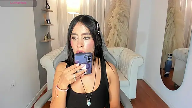 Natalia Leon8 online show from 09-15-25, 04:02