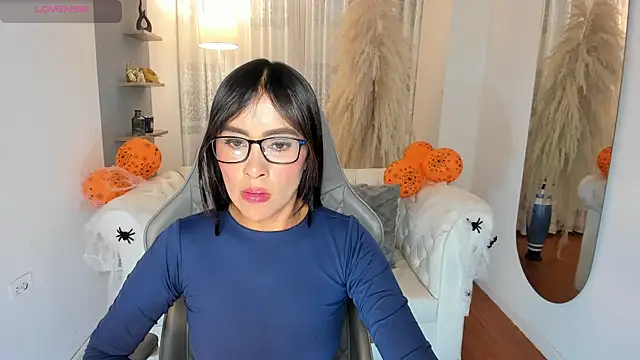 Natalia Leon8 online show from 10-06-25, 04:35