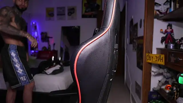 logan hugh8 online show from 04-14-26, 11:54