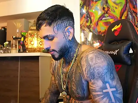 logan hugh8 online show from 10-04-25, 06:37