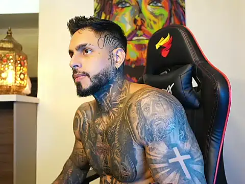 logan hugh8 online show from 09-24-25, 04:19