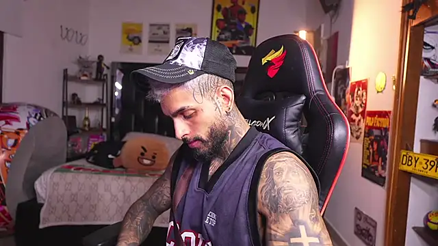 logan hugh8 online show from 07-14-26, 03:55