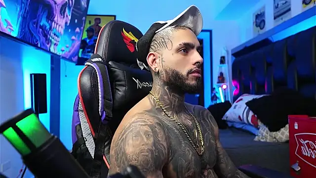 logan hugh8 online show from 02-08-26, 07:22