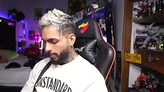 logan hugh8 online show from 03-20-26, 06:25