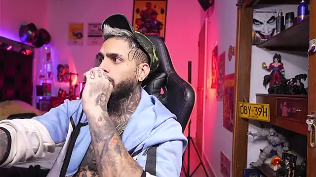 logan hugh8 online show from 04-05-26, 06:53