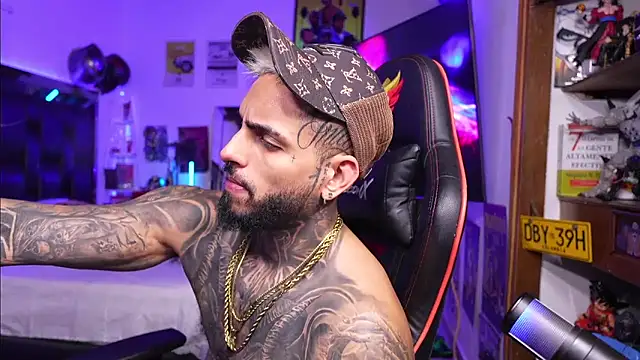 logan hugh8 online show from 03-13-26, 01:21