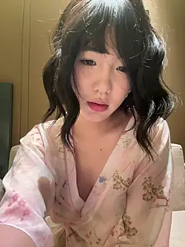 luluya1314 online show from 04-18-26, 05:54