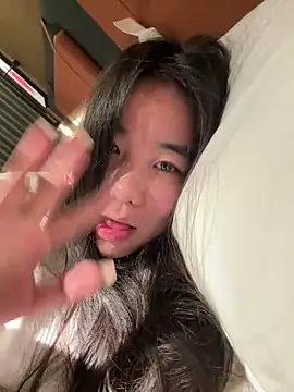 luluya1314 online show from 03-13-26, 03:17